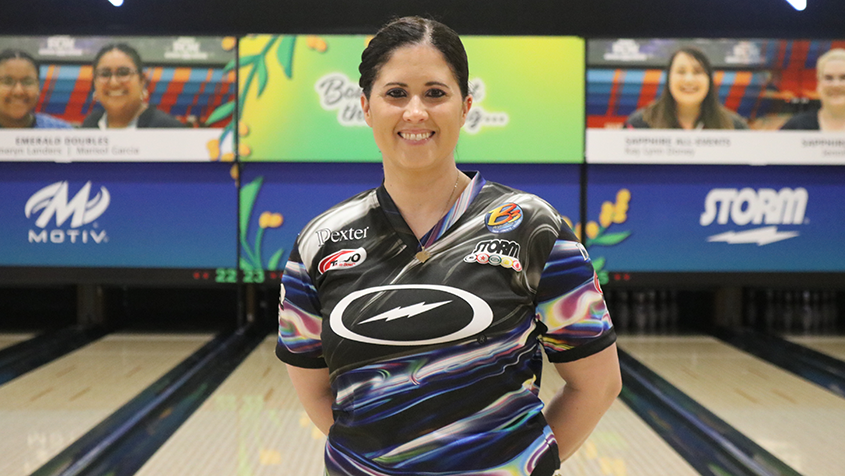 Bryanna Cote takes Diamond Singles lead